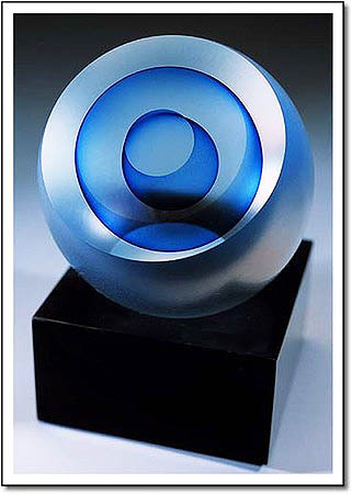 Pearl Comet Art Glass Award